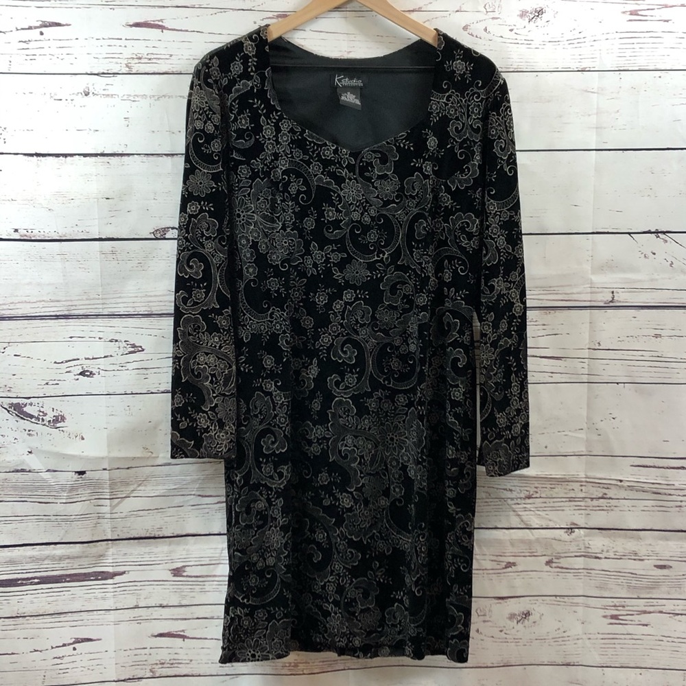 Plus Size Black Velvet Shift Dress, size 16